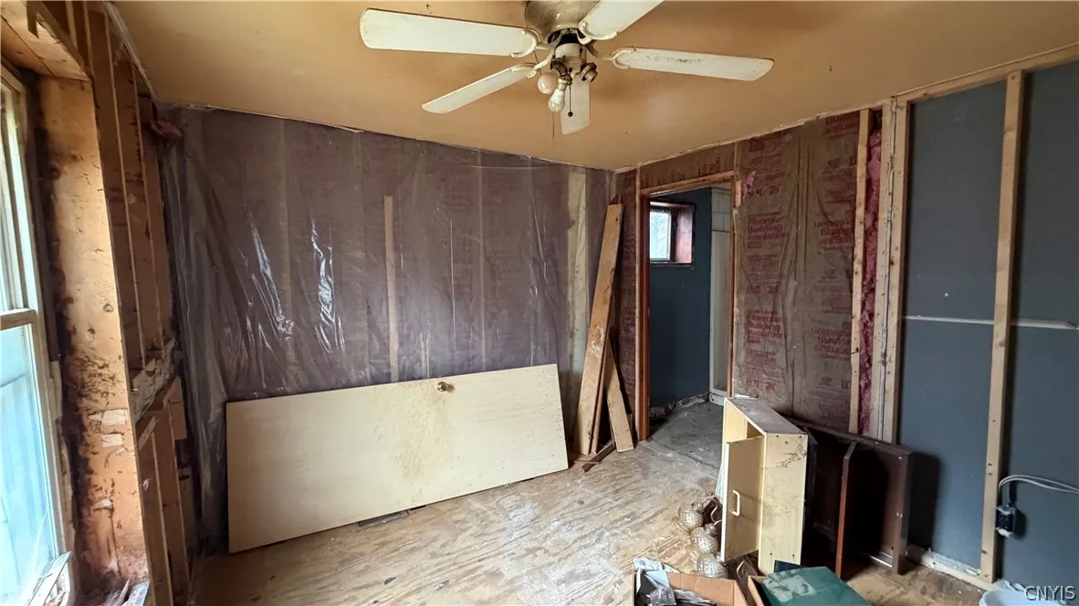 18 Glen Avenue, Richland, New York 13142, Richland, New York 13142, 1 Bedroom Bedrooms, 2 Room Rooms,1 BathroomBathrooms,Residential,For Sale,18 Glen Avenue, Richland, New York 13142,0,S1723253