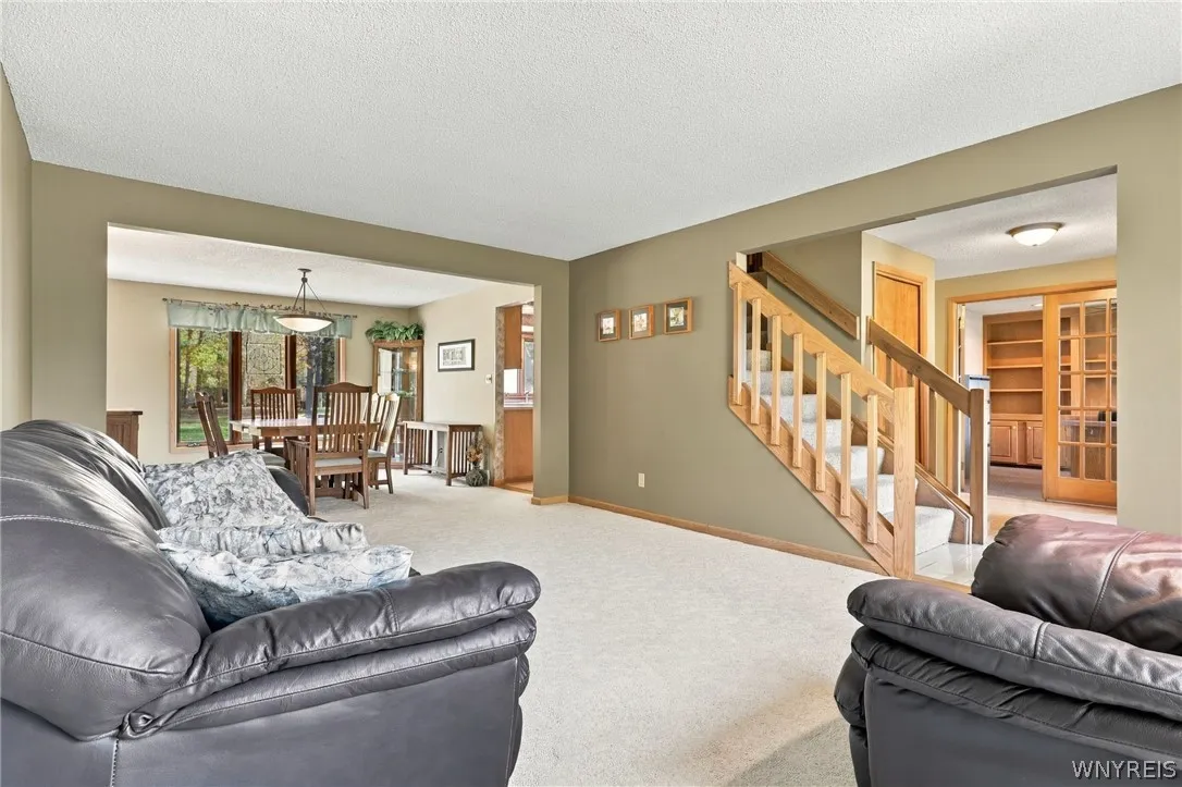 4566 Copperfield Drive, Hamburg, New York 14075, Hamburg, New York 14075, 4 Bedroom Bedrooms, 9 Room Rooms,2 BathroomBathrooms,Residential,For Sale,4566 Copperfield Drive, Hamburg, New York 14075,0,B1724455