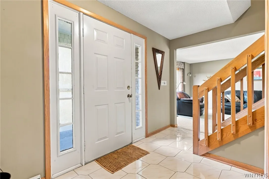 4566 Copperfield Drive, Hamburg, New York 14075, Hamburg, New York 14075, 4 Bedroom Bedrooms, 9 Room Rooms,2 BathroomBathrooms,Residential,For Sale,4566 Copperfield Drive, Hamburg, New York 14075,0,B1724455