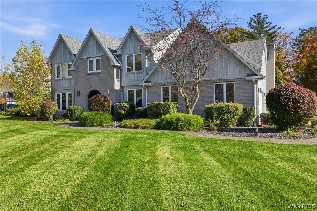 4566 Copperfield Drive, Hamburg, New York 14075, Hamburg, New York 14075, 4 Bedroom Bedrooms, 9 Room Rooms,2 BathroomBathrooms,Residential,For Sale,4566 Copperfield Drive, Hamburg, New York 14075,0,B1724455