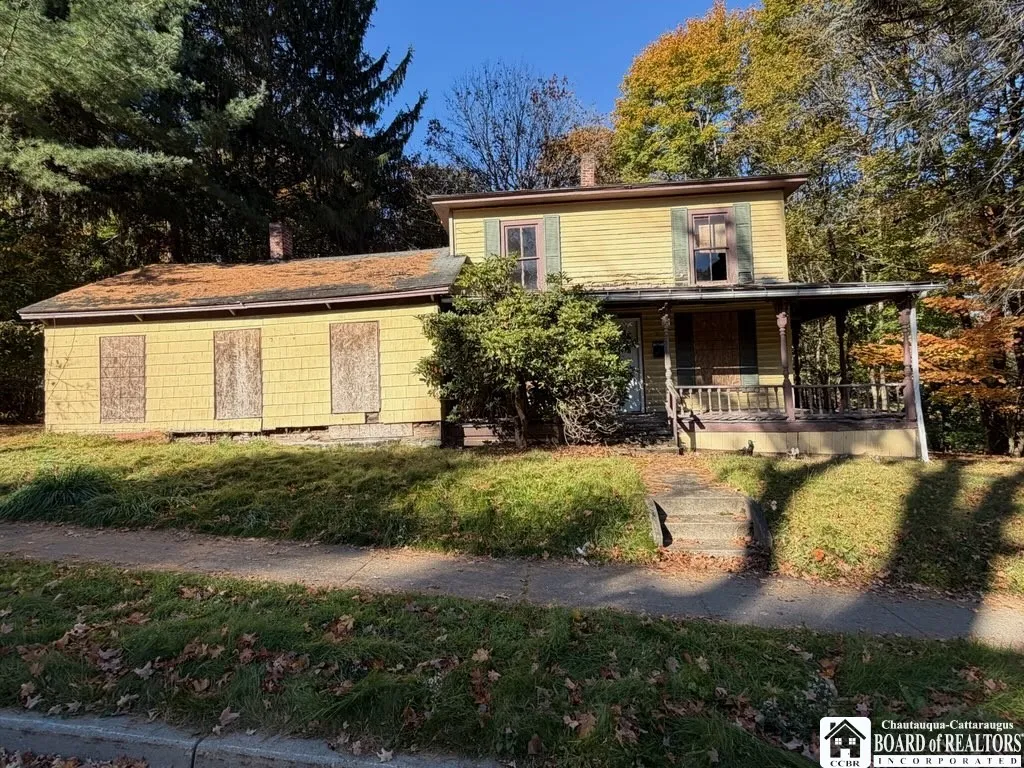 76 Barrett Avenue, Jamestown, New York 14701, Jamestown, New York 14701, ,Residential,For Sale,76 Barrett Avenue, Jamestown, New York 14701,0,R1721657