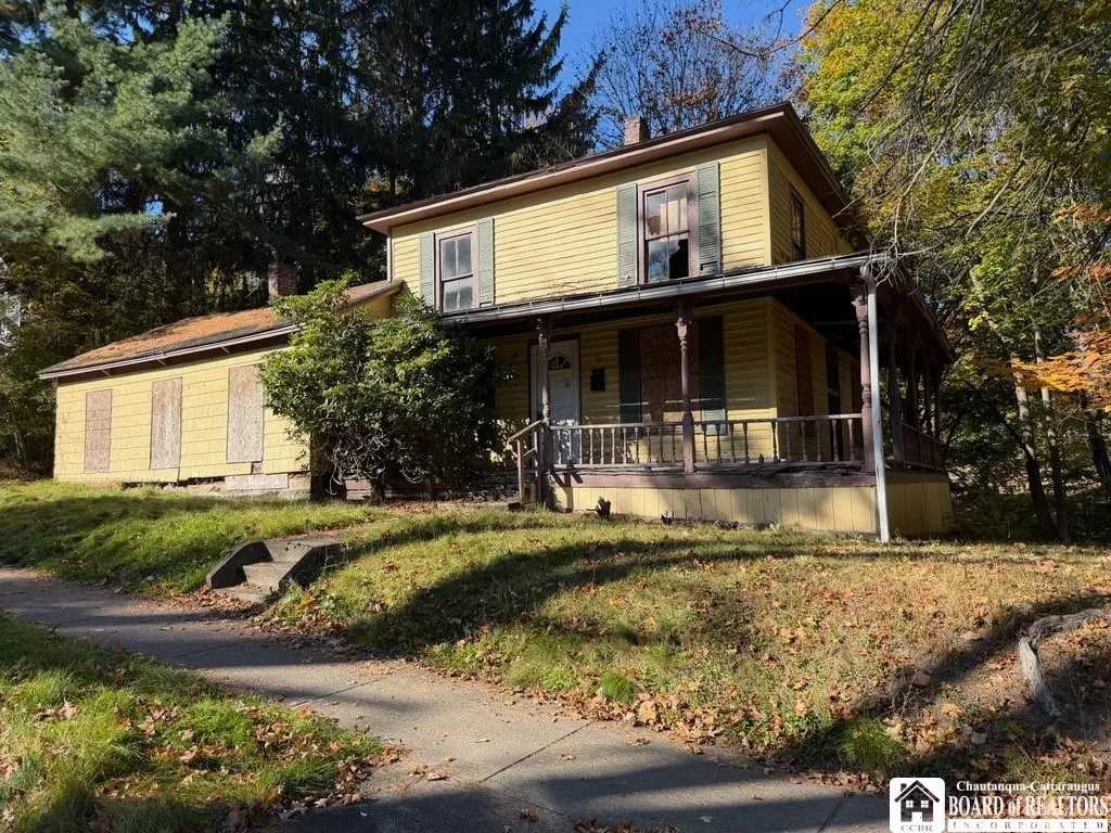 76 Barrett Avenue, Jamestown, New York 14701, Jamestown, New York 14701, ,Residential,For Sale,76 Barrett Avenue, Jamestown, New York 14701,0,R1721657