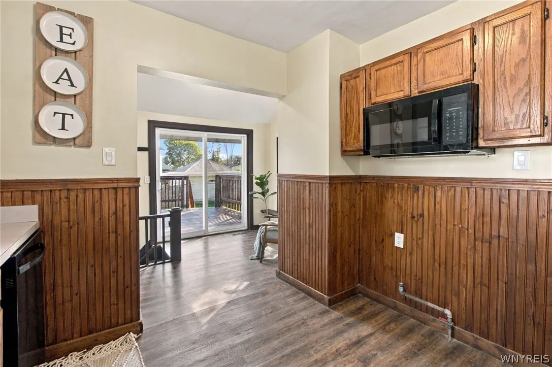 32 Marlowe Avenue, Hamburg, New York 14219, Hamburg, New York 14219, 4 Bedroom Bedrooms, 9 Room Rooms,1 BathroomBathrooms,Residential,For Sale,32 Marlowe Avenue, Hamburg, New York 14219,0,B1724476