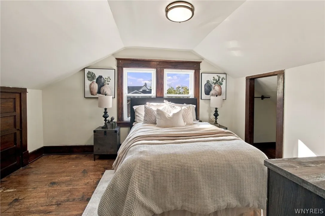 32 Marlowe Avenue, Hamburg, New York 14219, Hamburg, New York 14219, 4 Bedroom Bedrooms, 9 Room Rooms,1 BathroomBathrooms,Residential,For Sale,32 Marlowe Avenue, Hamburg, New York 14219,0,B1724476