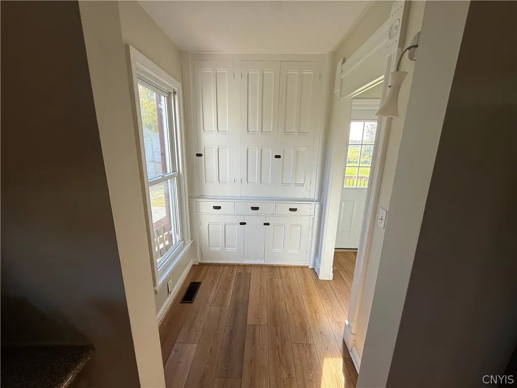 20072 County Route 181, Orleans, New York 13656, Orleans, New York 13656, 5 Bedroom Bedrooms, 10 Room Rooms,2 BathroomBathrooms,Residential Lease,For Rent,20072 County Route 181, Orleans, New York 13656,0,S1724701