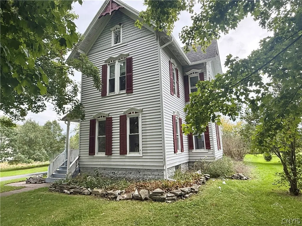 20072 County Route 181, Orleans, New York 13656, Orleans, New York 13656, 5 Bedroom Bedrooms, 10 Room Rooms,2 BathroomBathrooms,Residential Lease,For Rent,20072 County Route 181, Orleans, New York 13656,0,S1724701