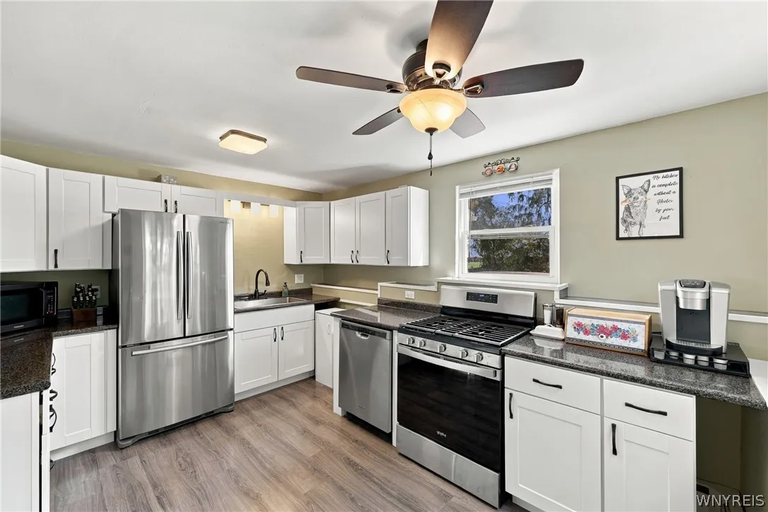 2819 Main Street, York, New York 14533, York, New York 14533, 4 Bedroom Bedrooms, ,2 BathroomBathrooms,Residential,For Sale,2819 Main Street, York, New York 14533,0,B1724706