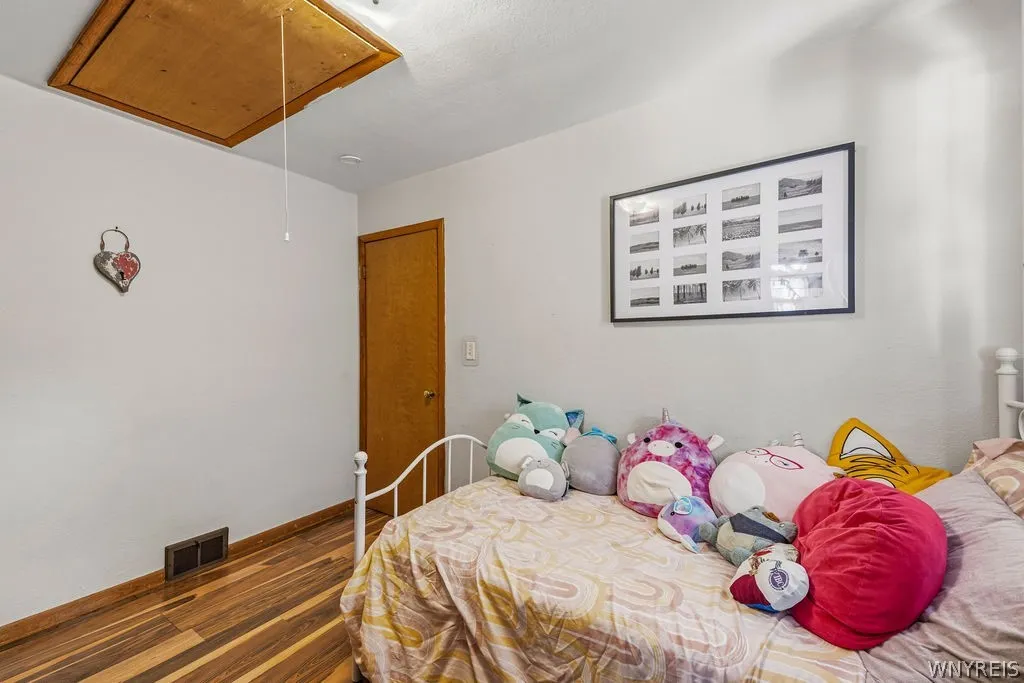 6196 Wright Place, Hamburg, New York 14075, Hamburg, New York 14075, 3 Bedroom Bedrooms, 5 Room Rooms,1 BathroomBathrooms,Residential,For Sale,6196 Wright Place, Hamburg, New York 14075,0,B1724704