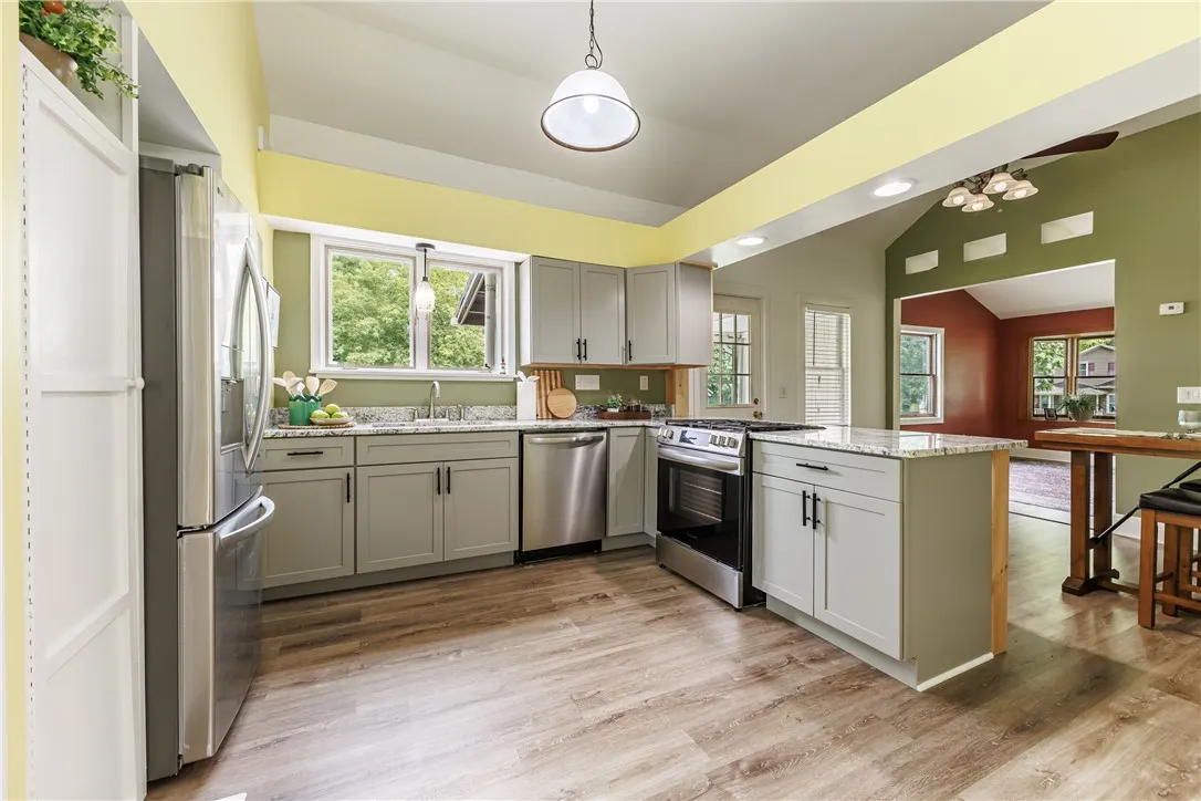 134 Clark Street, Canandaigua City, New York 14424, Canandaigua City, New York 14424, 2 Bedroom Bedrooms, 5 Room Rooms,1 BathroomBathrooms,Residential,For Sale,134 Clark Street, Canandaigua City, New York 14424,0,R1724399