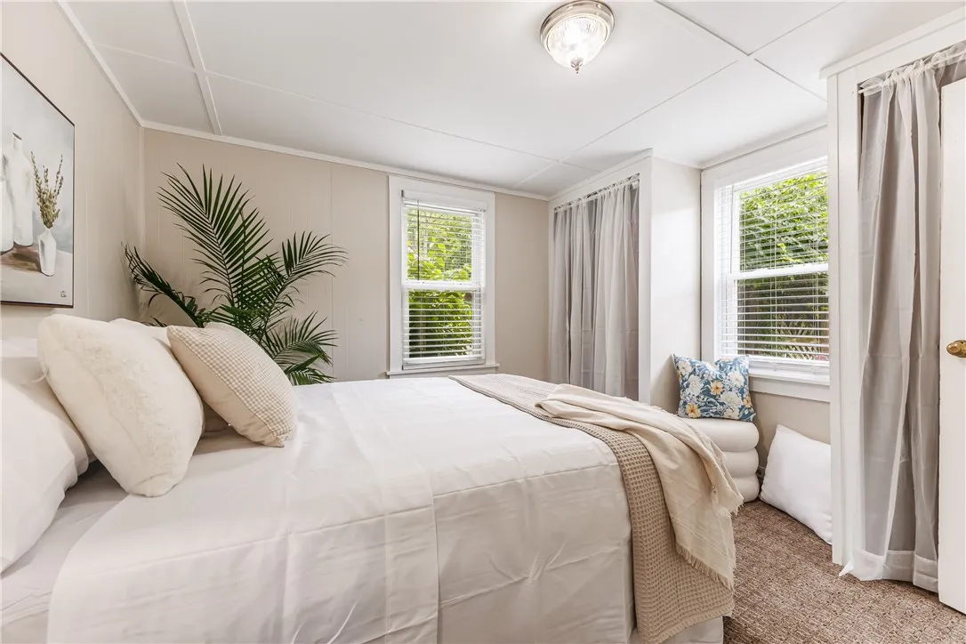 134 Clark Street, Canandaigua City, New York 14424, Canandaigua City, New York 14424, 2 Bedroom Bedrooms, 5 Room Rooms,1 BathroomBathrooms,Residential,For Sale,134 Clark Street, Canandaigua City, New York 14424,0,R1724399