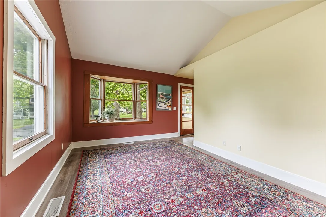 134 Clark Street, Canandaigua City, New York 14424, Canandaigua City, New York 14424, 2 Bedroom Bedrooms, 5 Room Rooms,1 BathroomBathrooms,Residential,For Sale,134 Clark Street, Canandaigua City, New York 14424,0,R1724399