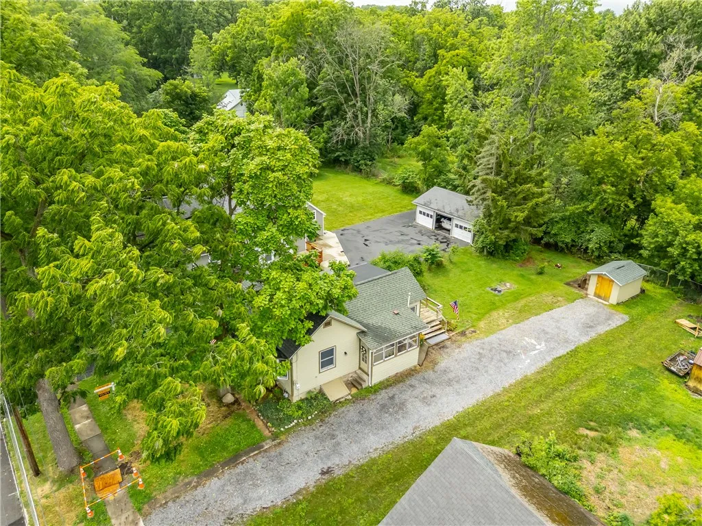 134 Clark Street, Canandaigua City, New York 14424, Canandaigua City, New York 14424, 2 Bedroom Bedrooms, 5 Room Rooms,1 BathroomBathrooms,Residential,For Sale,134 Clark Street, Canandaigua City, New York 14424,0,R1724399