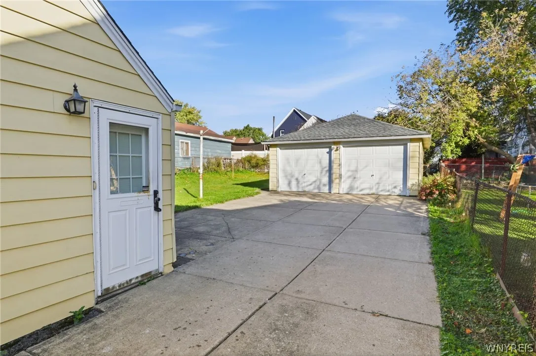 51 Orchard Avenue, Hamburg, New York 14219, Hamburg, New York 14219, 3 Bedroom Bedrooms, 6 Room Rooms,1 BathroomBathrooms,Residential,For Sale,51 Orchard Avenue, Hamburg, New York 14219,0,B1724458