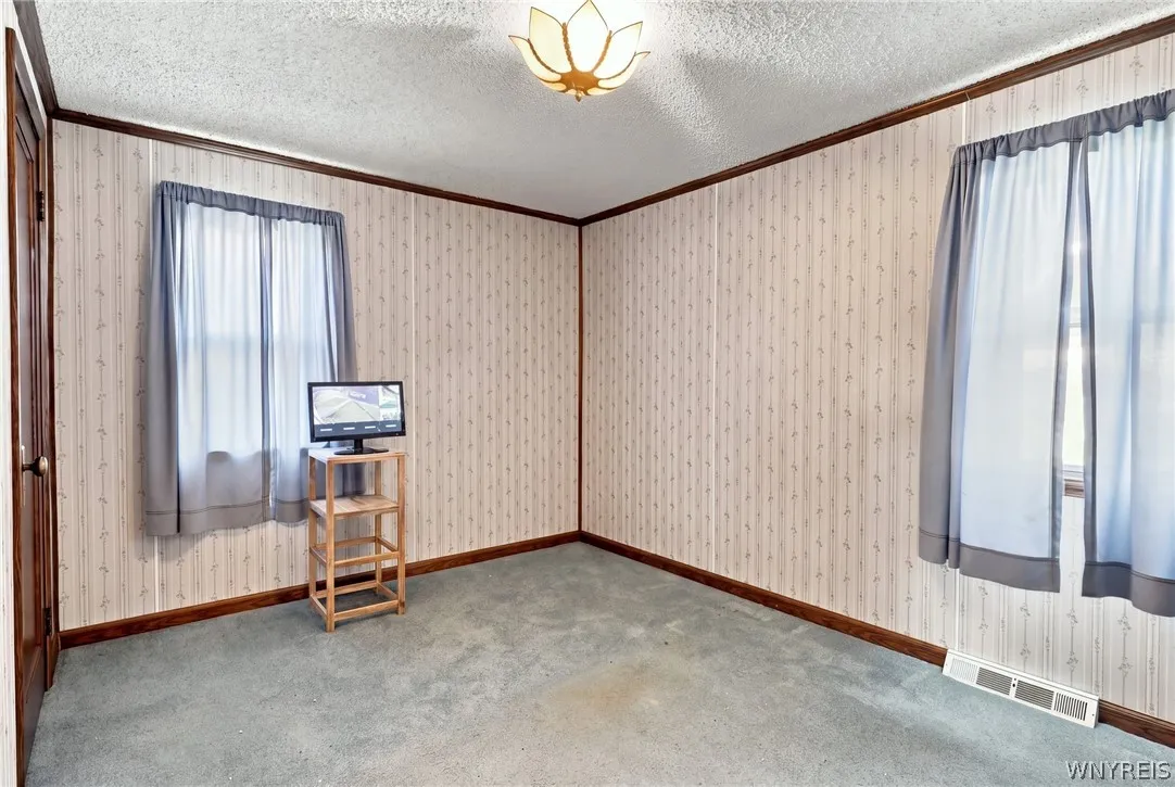 51 Orchard Avenue, Hamburg, New York 14219, Hamburg, New York 14219, 3 Bedroom Bedrooms, 6 Room Rooms,1 BathroomBathrooms,Residential,For Sale,51 Orchard Avenue, Hamburg, New York 14219,0,B1724458