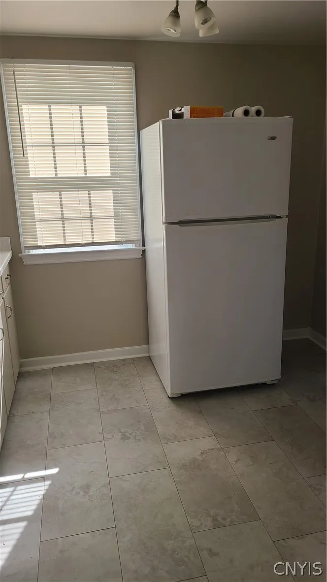 127 Crystal Drive, Clay, New York 13212, Clay, New York 13212, 3 Bedroom Bedrooms, 6 Room Rooms,1 BathroomBathrooms,Residential Lease,For Rent,127 Crystal Drive, Clay, New York 13212,0,S1724561