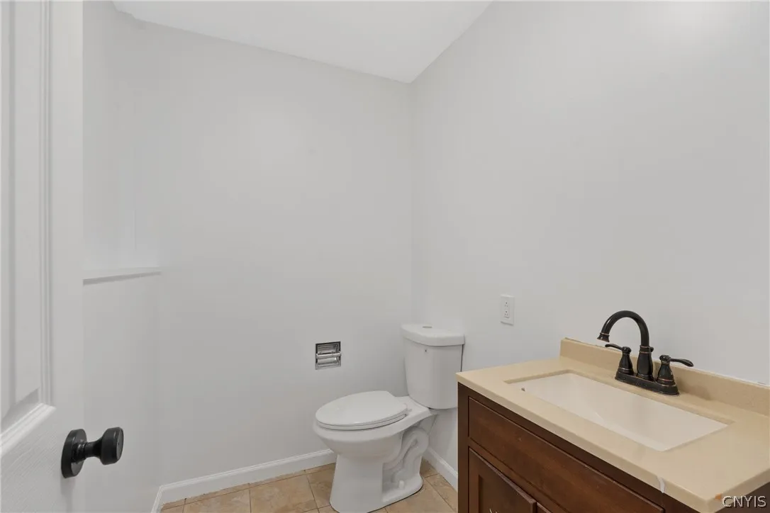 3191 Fields End Drive, Lysander, New York 13027, Lysander, New York 13027, 3 Bedroom Bedrooms, 7 Room Rooms,2 BathroomBathrooms,Residential,For Sale,3191 Fields End Drive, Lysander, New York 13027,0,S1724045