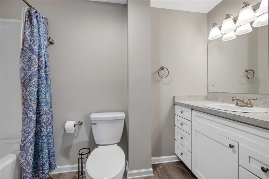 28 Candlewood Drive, Pittsford, New York 14534, Pittsford, New York 14534, 4 Bedroom Bedrooms, 9 Room Rooms,2 BathroomBathrooms,Residential,For Sale,28 Candlewood Drive, Pittsford, New York 14534,0,R1724534