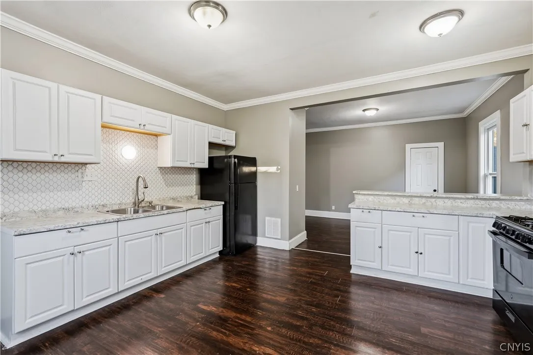 410 Garfield Avenue, Syracuse, New York 13205, Syracuse, New York 13205, 4 Bedroom Bedrooms, 9 Room Rooms,2 BathroomBathrooms,Residential,For Sale,410 Garfield Avenue, Syracuse, New York 13205,0,S1724714