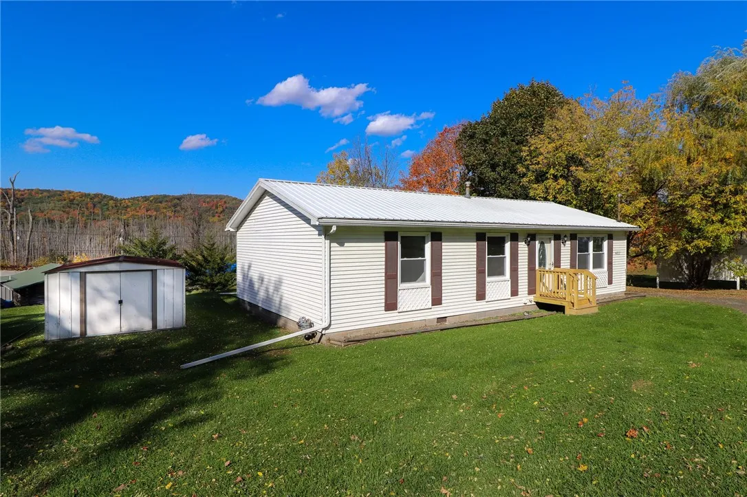 8011 Back Valley Road, Urbana, New York 14840, Urbana, New York 14840, 3 Bedroom Bedrooms, 6 Room Rooms,1 BathroomBathrooms,Residential,For Sale,8011 Back Valley Road, Urbana, New York 14840,0,R1722525