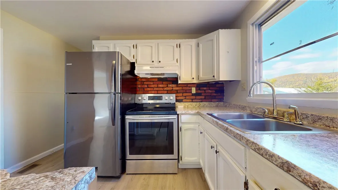 8011 Back Valley Road, Urbana, New York 14840, Urbana, New York 14840, 3 Bedroom Bedrooms, 6 Room Rooms,1 BathroomBathrooms,Residential,For Sale,8011 Back Valley Road, Urbana, New York 14840,0,R1722525