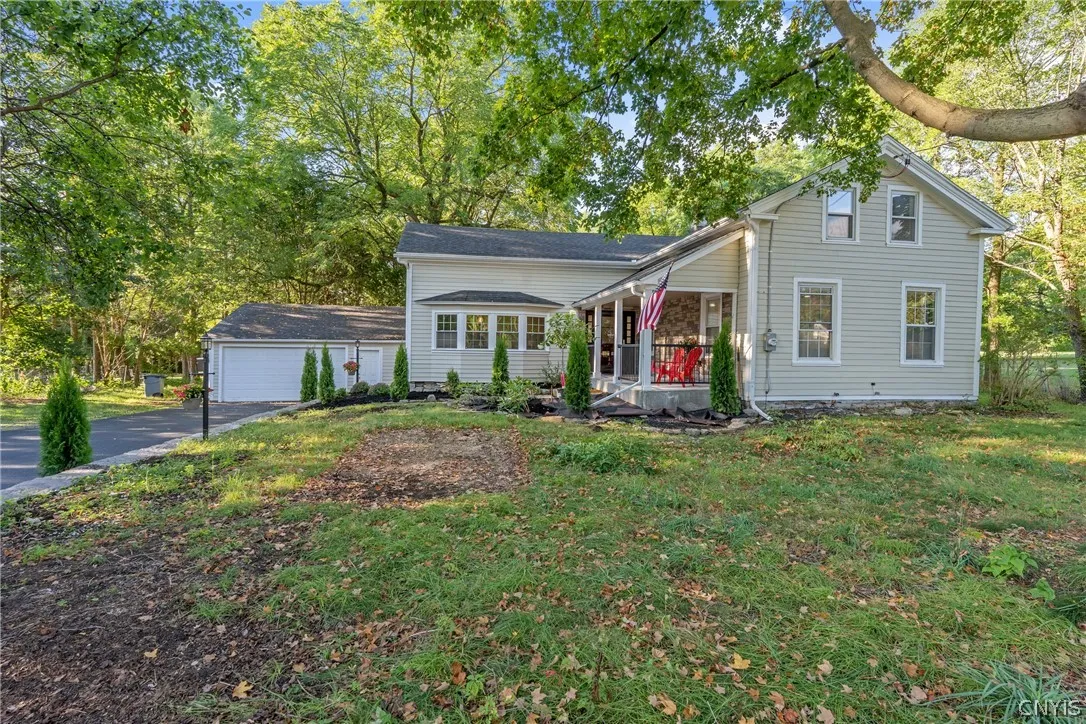 4942 West Seneca, Onondaga, New York 13215, Onondaga, New York 13215, 4 Bedroom Bedrooms, 6 Room Rooms,2 BathroomBathrooms,Residential Lease,For Rent,4942 West Seneca, Onondaga, New York 13215,0,S1724737