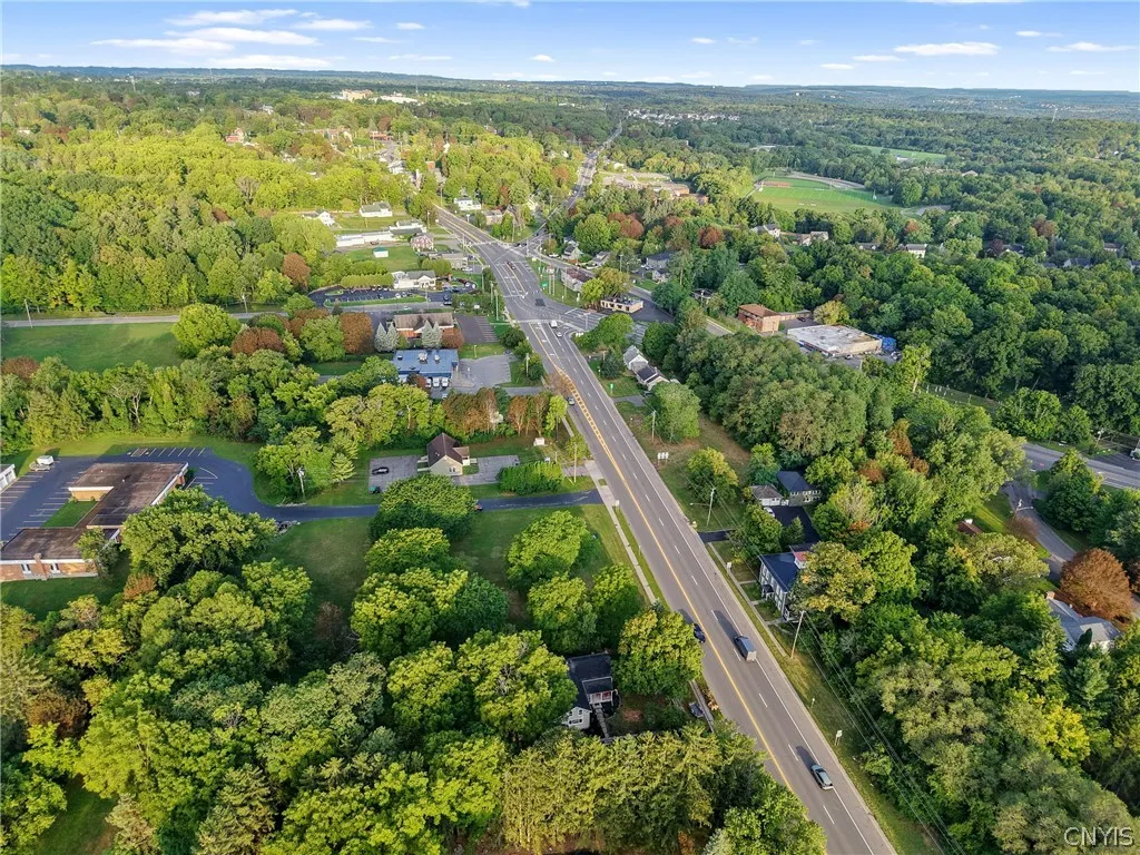 4942 West Seneca, Onondaga, New York 13215, Onondaga, New York 13215, 4 Bedroom Bedrooms, 6 Room Rooms,2 BathroomBathrooms,Residential Lease,For Rent,4942 West Seneca, Onondaga, New York 13215,0,S1724737