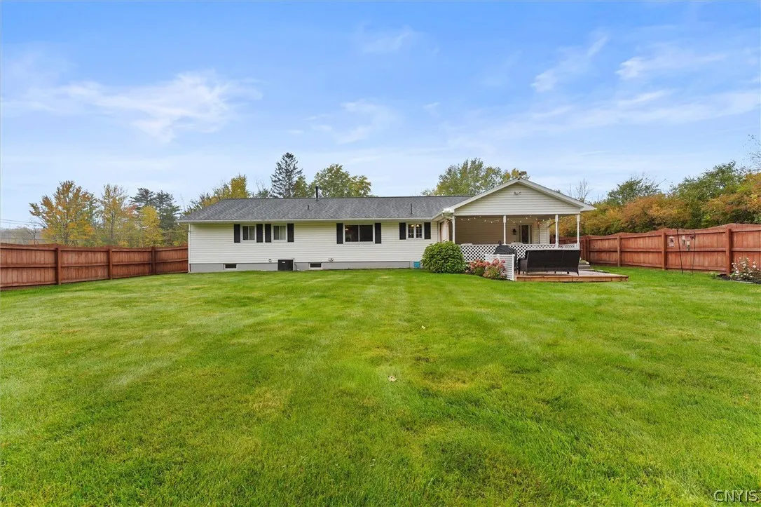 2198 County Route 7, Oswego, New York 13126, Oswego, New York 13126, 3 Bedroom Bedrooms, 8 Room Rooms,2 BathroomBathrooms,Residential,For Sale,2198 County Route 7, Oswego, New York 13126,0,S1724717