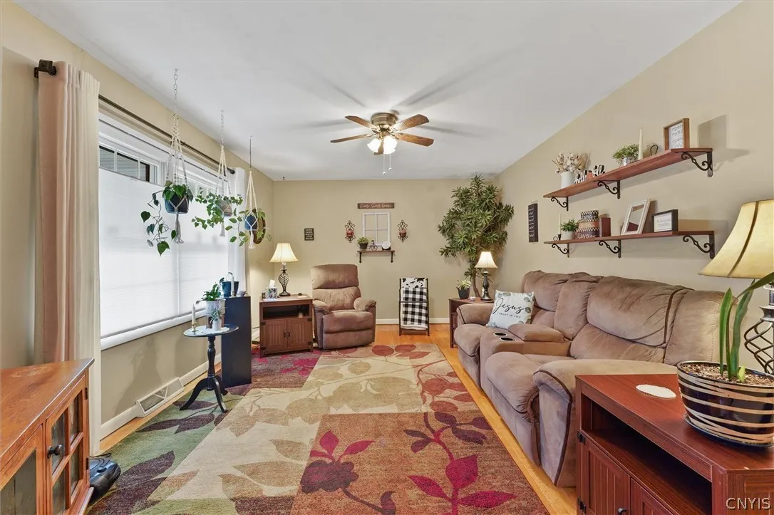 2198 County Route 7, Oswego, New York 13126, Oswego, New York 13126, 3 Bedroom Bedrooms, 8 Room Rooms,2 BathroomBathrooms,Residential,For Sale,2198 County Route 7, Oswego, New York 13126,0,S1724717