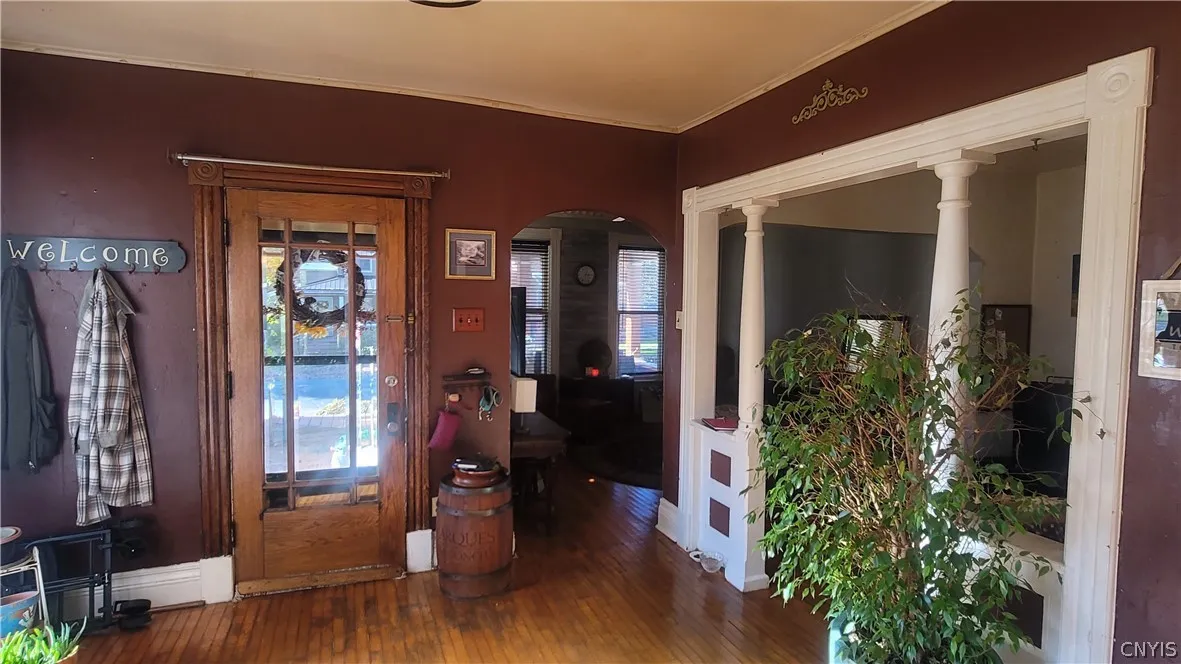 Front door entryway