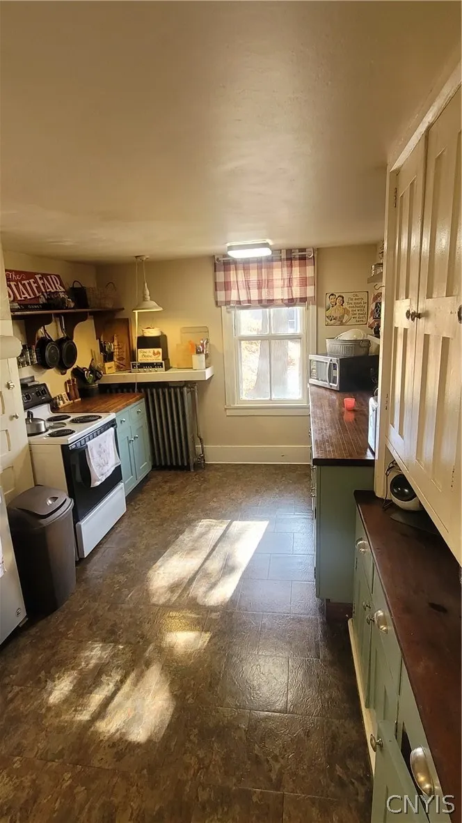 Galley Country Kitchen
