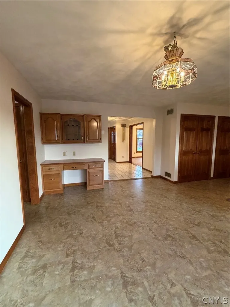 25 Slaytonbush Road, Whitestown, New York 13492, Whitestown, New York 13492, 4 Bedroom Bedrooms, 8 Room Rooms,4 BathroomBathrooms,Residential,For Sale,25 Slaytonbush Road, Whitestown, New York 13492,0,S1724824