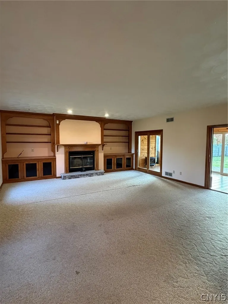 25 Slaytonbush Road, Whitestown, New York 13492, Whitestown, New York 13492, 4 Bedroom Bedrooms, 8 Room Rooms,4 BathroomBathrooms,Residential,For Sale,25 Slaytonbush Road, Whitestown, New York 13492,0,S1724824