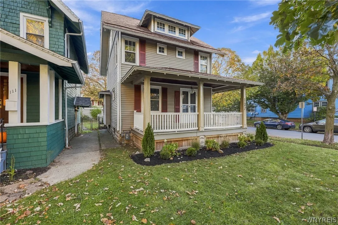 107 Montrose Avenue, Buffalo, New York 14214, Buffalo, New York 14214, 3 Bedroom Bedrooms, 6 Room Rooms,2 BathroomBathrooms,Residential,For Sale,107 Montrose Avenue, Buffalo, New York 14214,0,B1724394