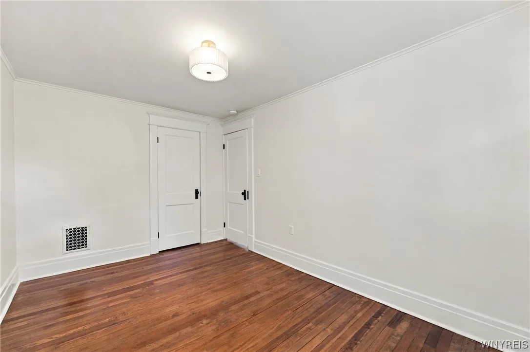 107 Montrose Avenue, Buffalo, New York 14214, Buffalo, New York 14214, 3 Bedroom Bedrooms, 6 Room Rooms,2 BathroomBathrooms,Residential,For Sale,107 Montrose Avenue, Buffalo, New York 14214,0,B1724394
