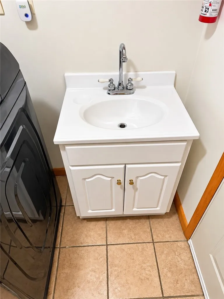 238 West Hill Road, Worcester, New York 12197, Worcester, New York 12197, 4 Bedroom Bedrooms, 11 Room Rooms,3 BathroomBathrooms,Residential,For Sale,238 West Hill Road, Worcester, New York 12197,0,R1724820