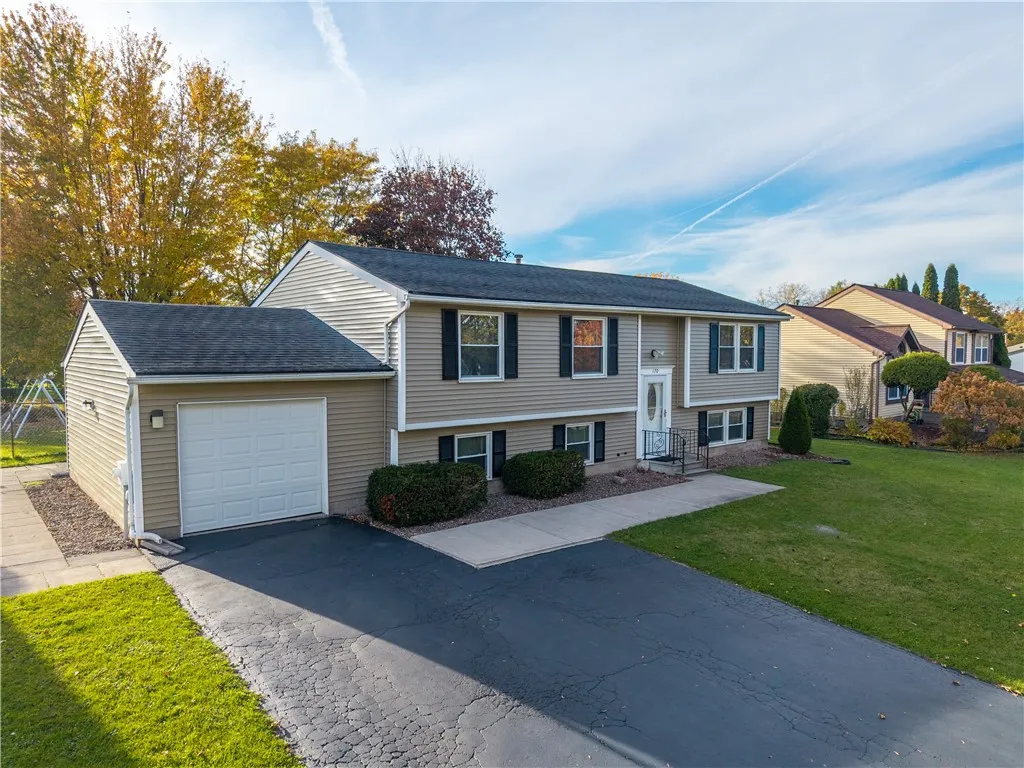 170 Brandy Wine Terrace South, Henrietta, New York, Henrietta, New York 14623, 4 Bedroom Bedrooms, 8 Room Rooms,2 BathroomBathrooms,Residential,For Sale,170 Brandy Wine Terrace South, Henrietta, New York,0,R1724127