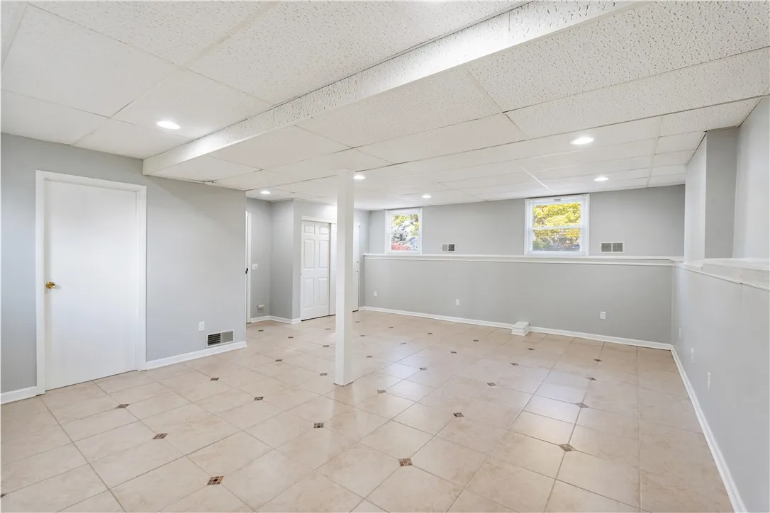 170 Brandy Wine Terrace South, Henrietta, New York, Henrietta, New York 14623, 4 Bedroom Bedrooms, 8 Room Rooms,2 BathroomBathrooms,Residential,For Sale,170 Brandy Wine Terrace South, Henrietta, New York,0,R1724127