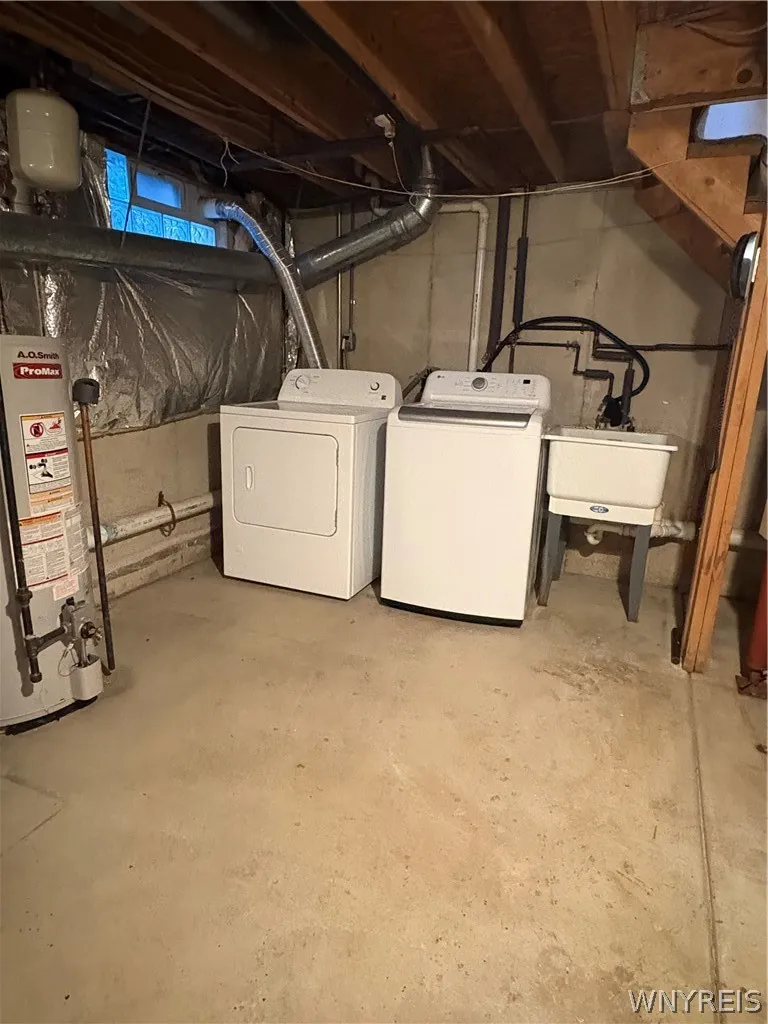 138 Rebecca Park, Buffalo, New York 14207, Buffalo, New York 14207, 3 Bedroom Bedrooms, 5 Room Rooms,1 BathroomBathrooms,Residential,For Sale,138 Rebecca Park, Buffalo, New York 14207,0,B1724588