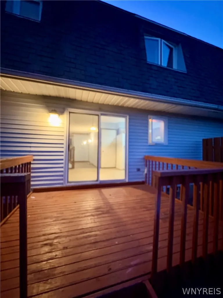 138 Rebecca Park, Buffalo, New York 14207, Buffalo, New York 14207, 3 Bedroom Bedrooms, 5 Room Rooms,1 BathroomBathrooms,Residential,For Sale,138 Rebecca Park, Buffalo, New York 14207,0,B1724588
