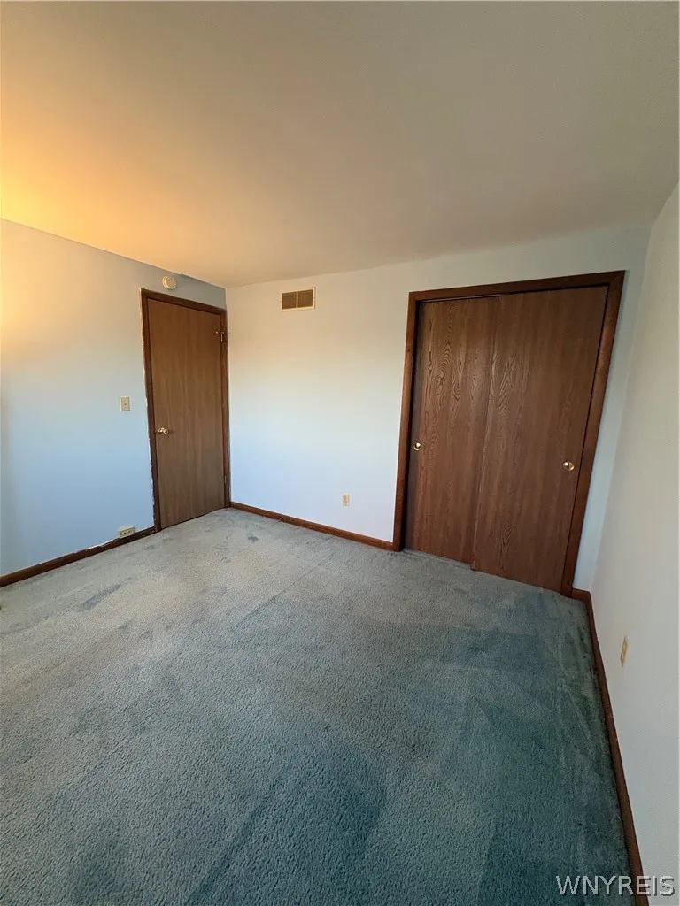 138 Rebecca Park, Buffalo, New York 14207, Buffalo, New York 14207, 3 Bedroom Bedrooms, 5 Room Rooms,1 BathroomBathrooms,Residential,For Sale,138 Rebecca Park, Buffalo, New York 14207,0,B1724588
