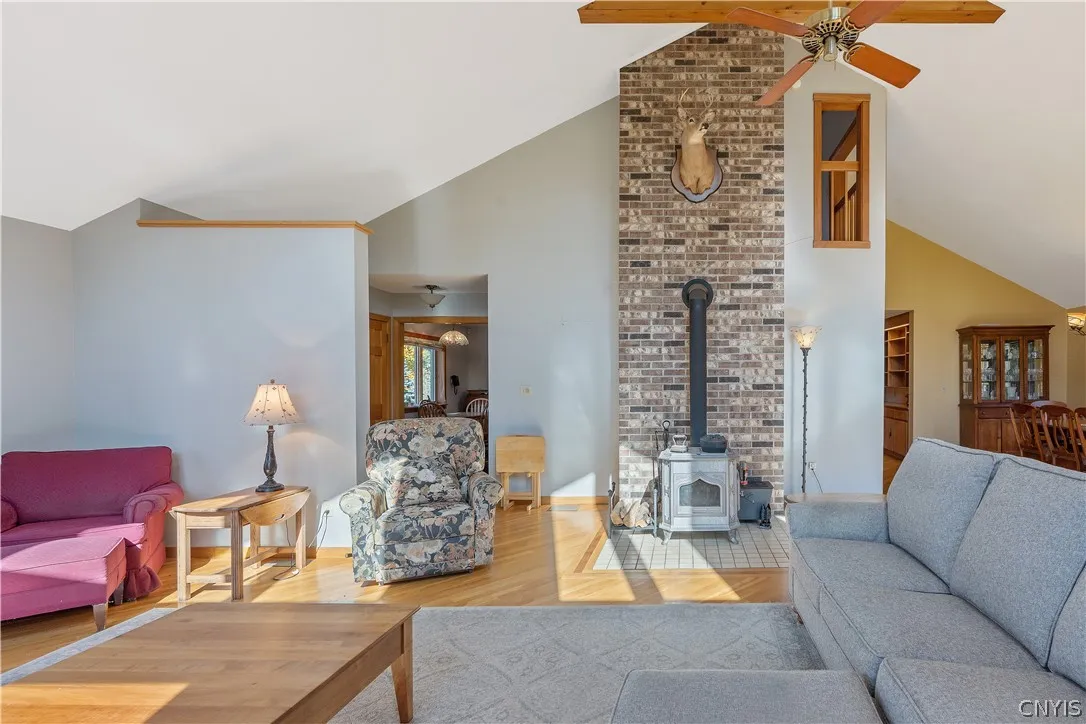 3183 Windy Hill Lane, Manlius, New York 13104, Manlius, New York 13104, 3 Bedroom Bedrooms, 7 Room Rooms,3 BathroomBathrooms,Residential,For Sale,3183 Windy Hill Lane, Manlius, New York 13104,0,S1723702