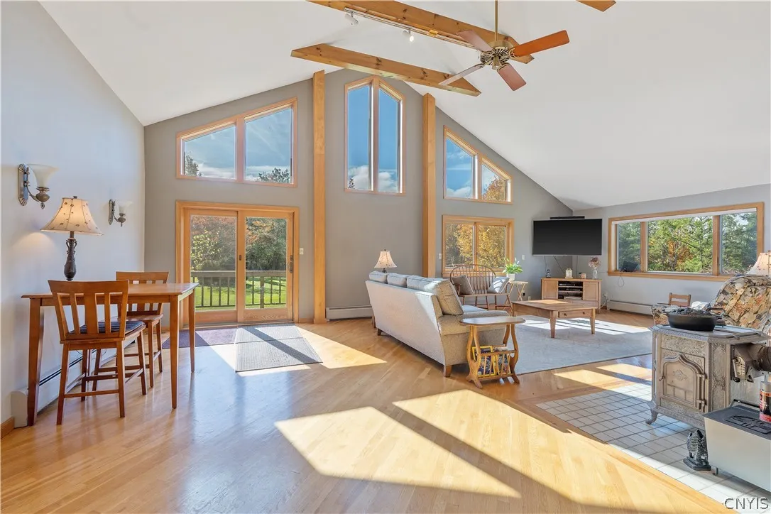3183 Windy Hill Lane, Manlius, New York 13104, Manlius, New York 13104, 3 Bedroom Bedrooms, 7 Room Rooms,3 BathroomBathrooms,Residential,For Sale,3183 Windy Hill Lane, Manlius, New York 13104,0,S1723702