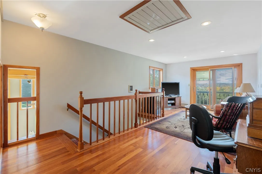 3183 Windy Hill Lane, Manlius, New York 13104, Manlius, New York 13104, 3 Bedroom Bedrooms, 7 Room Rooms,3 BathroomBathrooms,Residential,For Sale,3183 Windy Hill Lane, Manlius, New York 13104,0,S1723702