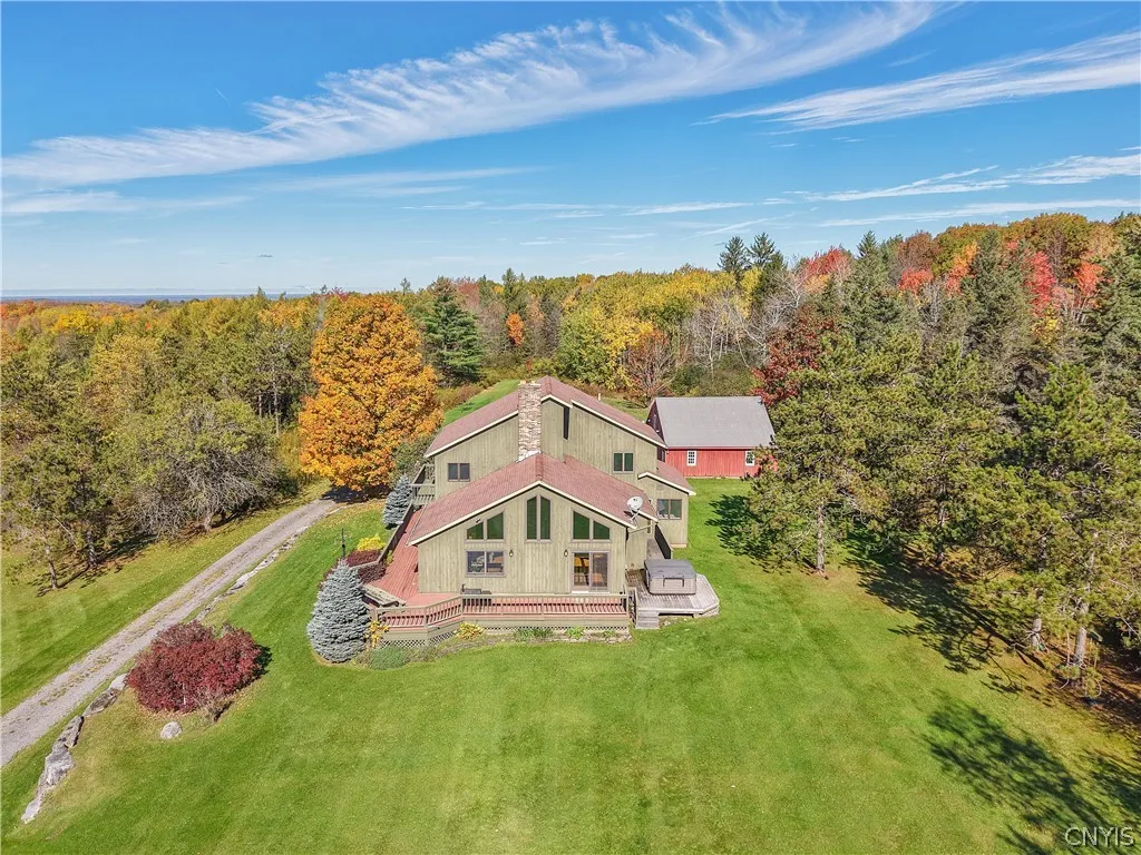 3183 Windy Hill Lane, Manlius, New York 13104, Manlius, New York 13104, 3 Bedroom Bedrooms, 7 Room Rooms,3 BathroomBathrooms,Residential,For Sale,3183 Windy Hill Lane, Manlius, New York 13104,0,S1723702