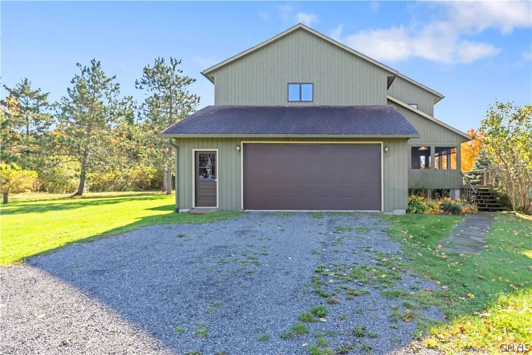 3183 Windy Hill Lane, Manlius, New York 13104, Manlius, New York 13104, 3 Bedroom Bedrooms, 7 Room Rooms,3 BathroomBathrooms,Residential,For Sale,3183 Windy Hill Lane, Manlius, New York 13104,0,S1723702
