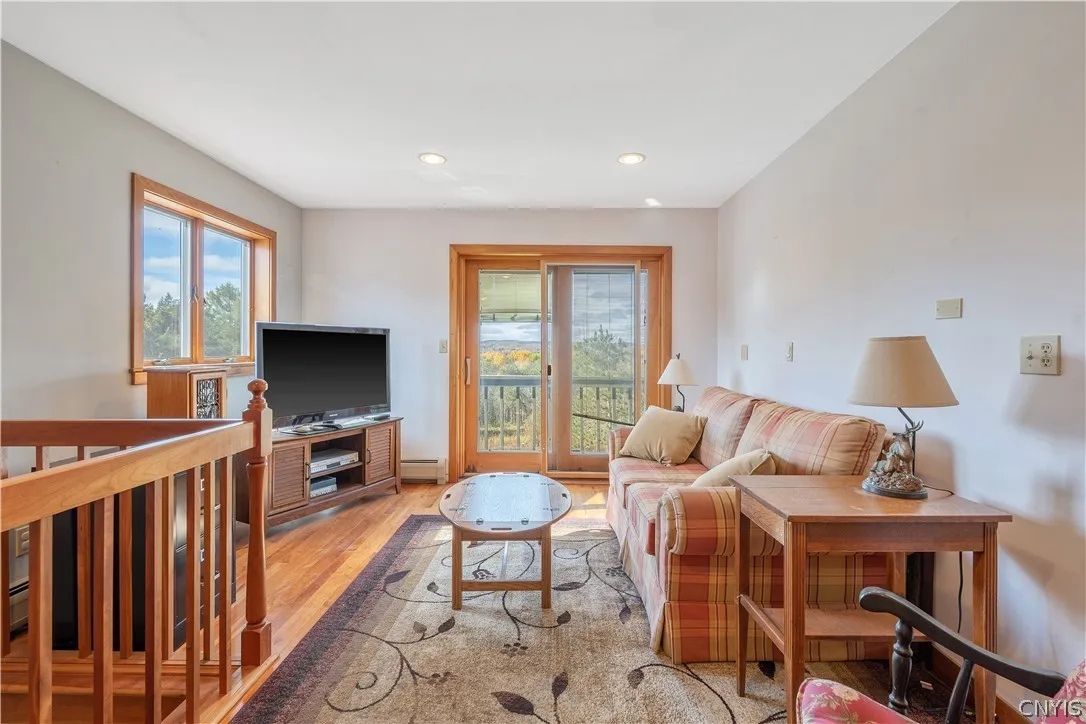 3183 Windy Hill Lane, Manlius, New York 13104, Manlius, New York 13104, 3 Bedroom Bedrooms, 7 Room Rooms,3 BathroomBathrooms,Residential,For Sale,3183 Windy Hill Lane, Manlius, New York 13104,0,S1723702
