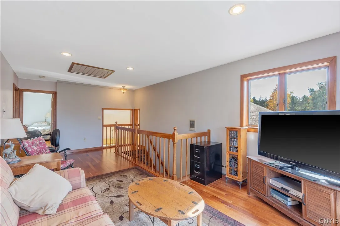 3183 Windy Hill Lane, Manlius, New York 13104, Manlius, New York 13104, 3 Bedroom Bedrooms, 7 Room Rooms,3 BathroomBathrooms,Residential,For Sale,3183 Windy Hill Lane, Manlius, New York 13104,0,S1723702