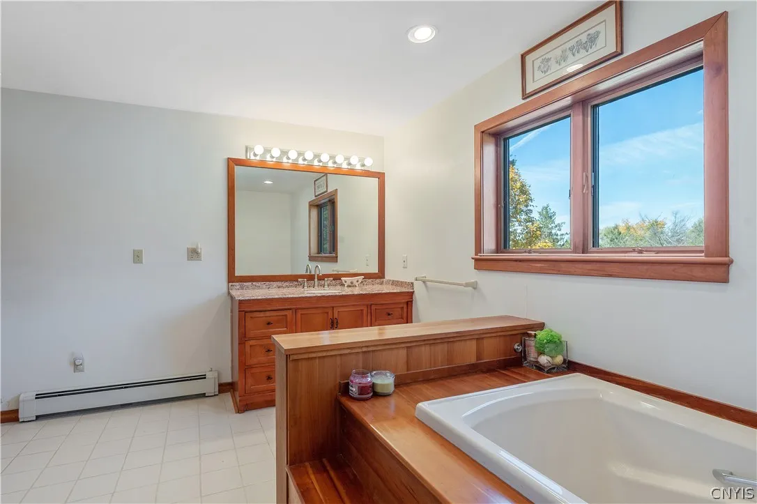 3183 Windy Hill Lane, Manlius, New York 13104, Manlius, New York 13104, 3 Bedroom Bedrooms, 7 Room Rooms,3 BathroomBathrooms,Residential,For Sale,3183 Windy Hill Lane, Manlius, New York 13104,0,S1723702