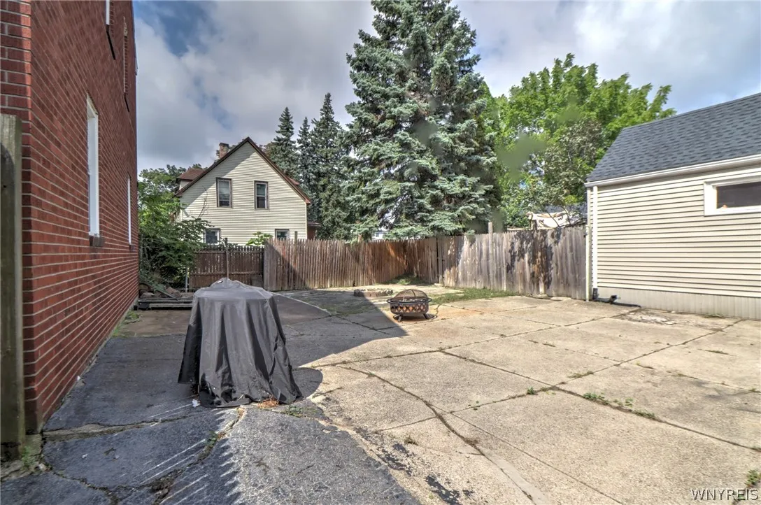 31 Alpine Place, Cheektowaga, New York 14225, Cheektowaga, New York 14225, 2 Bedroom Bedrooms, 6 Room Rooms,1 BathroomBathrooms,Residential,For Sale,31 Alpine Place, Cheektowaga, New York 14225,0,B1724915