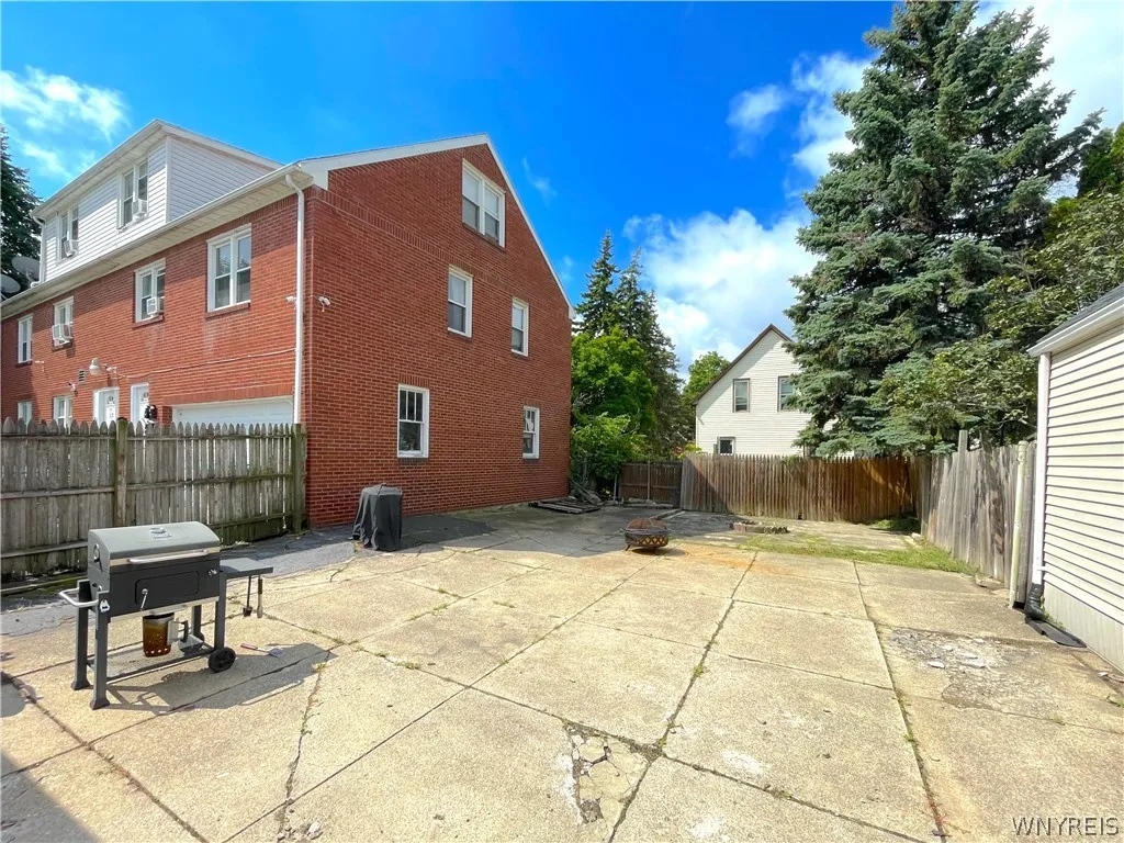 31 Alpine Place, Cheektowaga, New York 14225, Cheektowaga, New York 14225, 2 Bedroom Bedrooms, 6 Room Rooms,1 BathroomBathrooms,Residential,For Sale,31 Alpine Place, Cheektowaga, New York 14225,0,B1724915